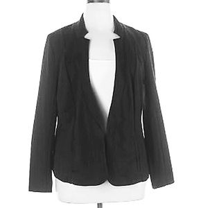 Classic Black Blazer!